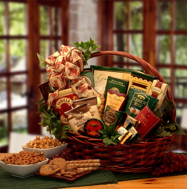Sweets-and-Treats-Gift-Basket