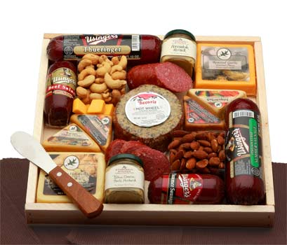 Deluxe-Meat-&-Cheese-Lovers-Sampler-Tray