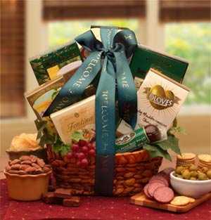 Congratulations-On-Your-New-Home-Housewarming-Basket